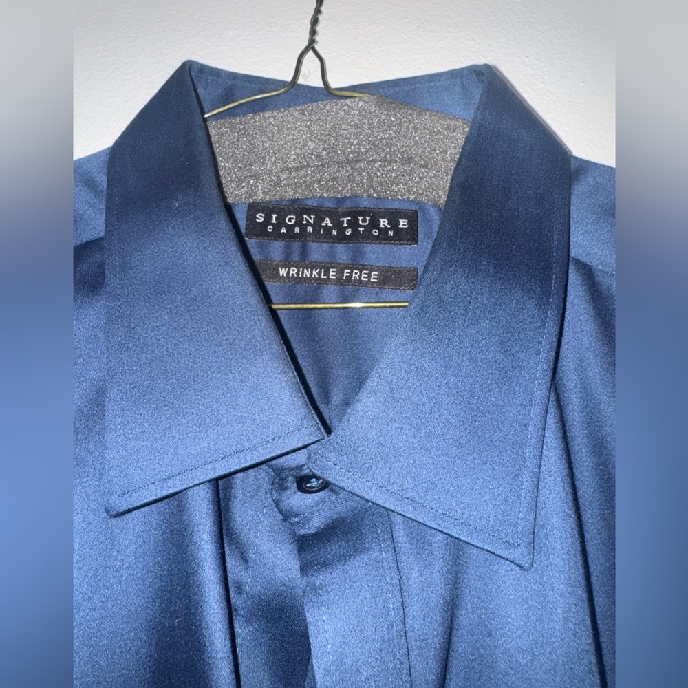 Signature Carrington Wrinkle-Free Blue Dress Shirt. Size 19 1/2 37/38